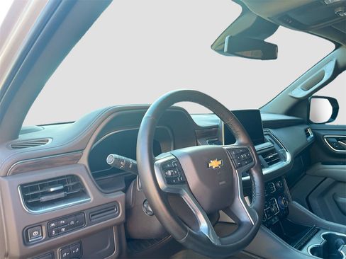 Used 2023 Chevrolet Tahoe LT w/ Luxury Package image 9