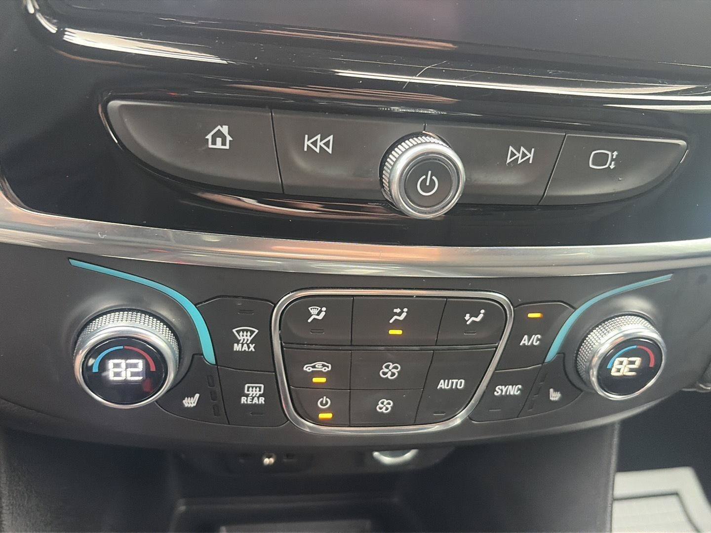 Certified 2023 Chevrolet Traverse LT AWD/4WD image 21