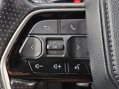 Used 2022 Toyota Tundra SR5 AWD/4WD image 26