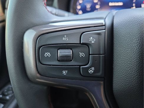 Used 2023 Chevrolet Suburban RST w/ Luxury Package AWD/4WD image 18