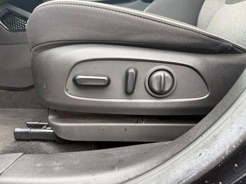 Used 2022 Chevrolet TrailBlazer LT w/ Convenience Package image 6