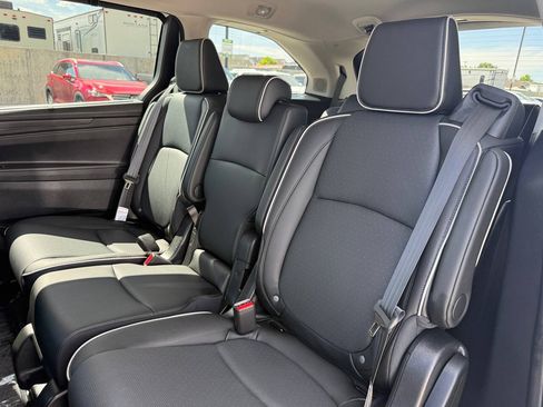 Used 2026 Honda Odyssey Elite image 21