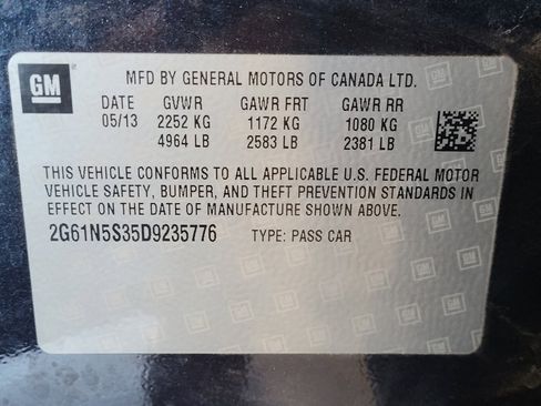 Used 2013 Cadillac XTS image 33