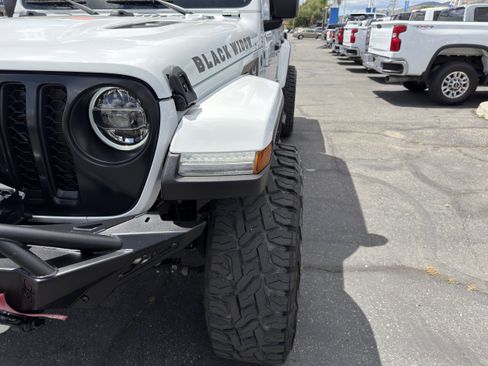 Used 2021 Jeep Gladiator Sport image 60
