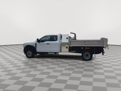 New 2026 Ford F550 4x4 Supercab Super Duty image 32