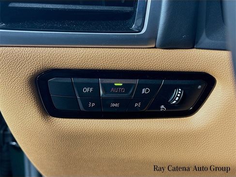 Used 2023 BMW M850i xDrive Convertible w/ M Sport Professional Package image 10