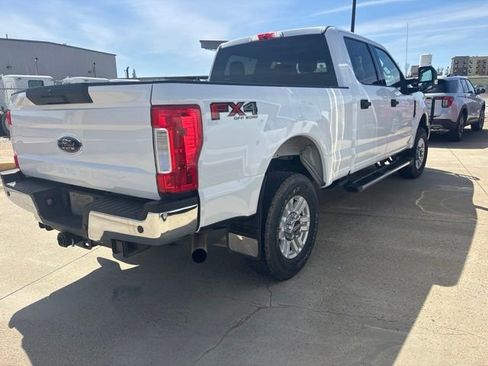 Used 2018 Ford F250 XLT w/ XLT Value Package AWD/4WD image 6