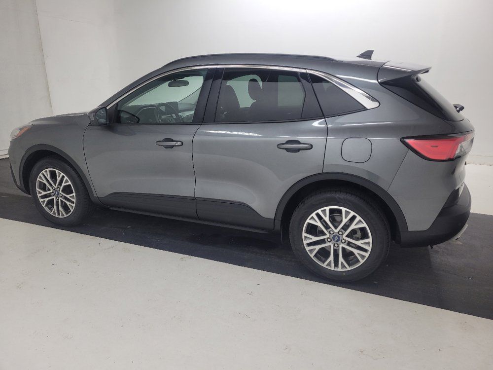 Used 2021 Ford Escape SEL w/ Technology Package AWD/4WD image 3