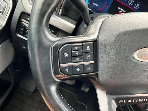 Used 2024 Ford F250 Platinum image 36