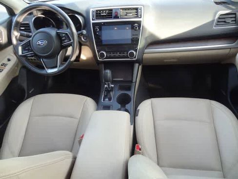 Used 2019 Subaru Outback 2.5i Limited AWD/4WD image 21