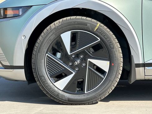 New 2026 Hyundai Ioniq 5 Limited image 26