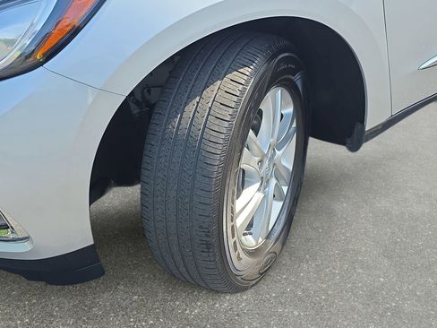 Used 2021 Buick Enclave Essence w/ Sound and Sites Package image 32