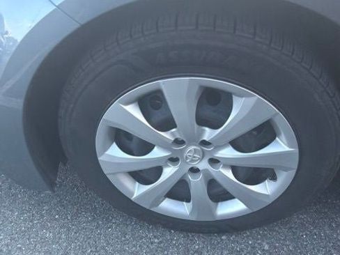 Used 2025 Toyota Corolla LE FWD image 13