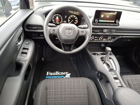 Certified 2025 Honda HR-V LX image 11