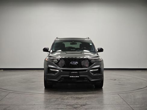 Used 2020 Ford Explorer ST image 3