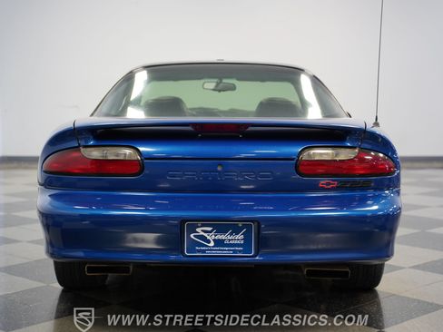 Used 1995 Chevrolet Camaro Z28 RWD image 26
