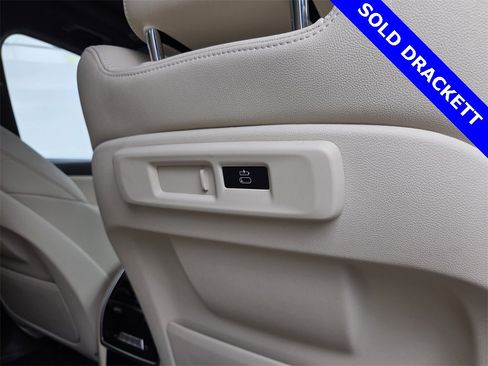 Certified 2022 BMW X5 sDrive40i w/ Premium Package image 19