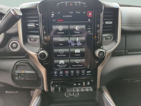 Used 2020 RAM 2500 Laramie image 35