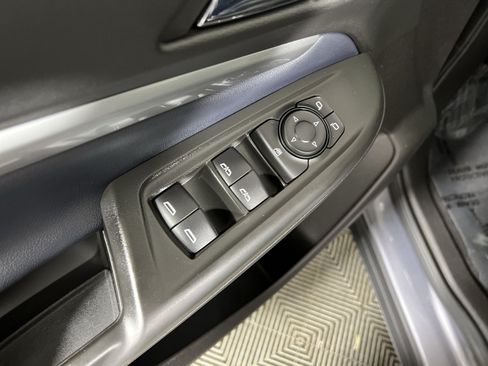 Used 2023 Chevrolet Bolt EUV Premier FWD image 15