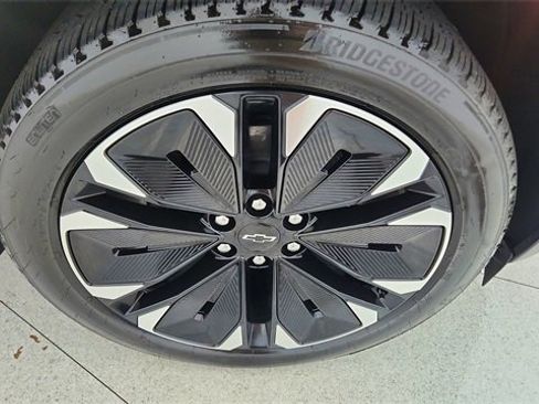 Used 2025 Chevrolet Blazer EV RS image 56