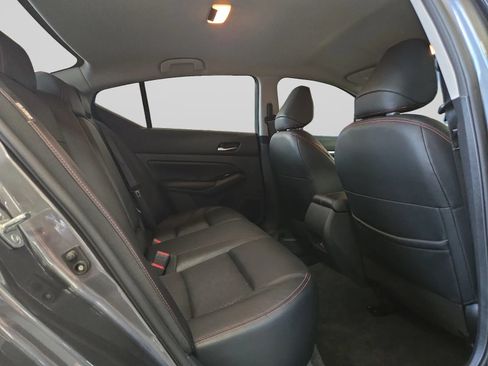 Used 2023 Nissan Altima 2.5 SR FWD image 31