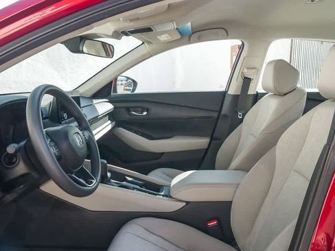 Used 2025 Honda Accord LX image 17