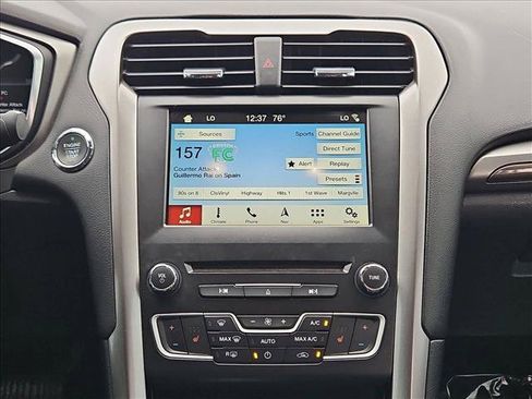 Used 2018 Ford Fusion Energi SE FWD image 20