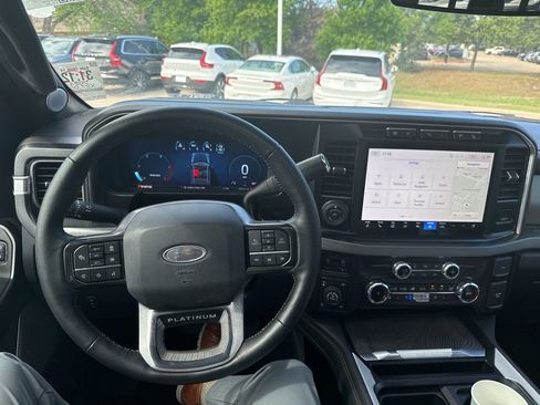 Used 2024 Ford F250 Platinum w/ Tremor Off-Road Package image 20