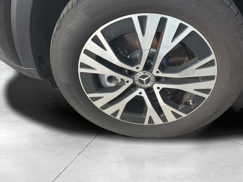 Certified 2026 Mercedes-Benz GLB 250 4MATIC image 9