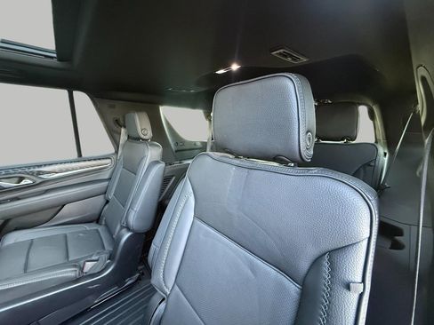 Used 2023 GMC Yukon Denali w/ Denali Reserve Package AWD/4WD image 26