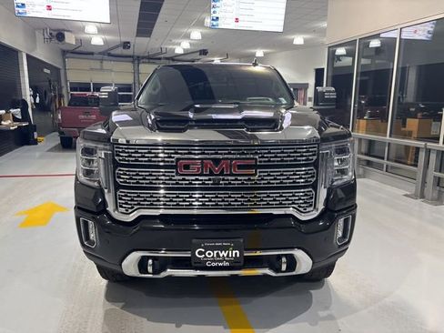 Used 2022 GMC Sierra 2500 Denali w/ Denali Ultimate Package image 3