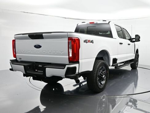 New 2026 Ford F350 XL w/ XL Chrome Package AWD/4WD image 4