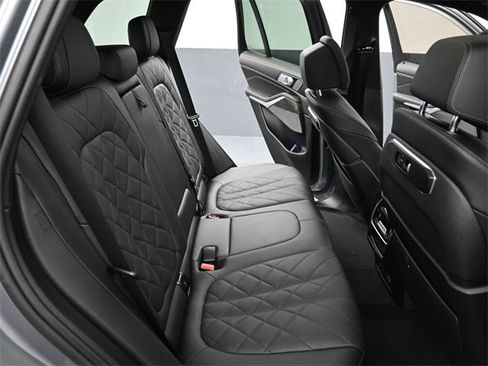 Used 2025 BMW X5 xDrive40i image 20