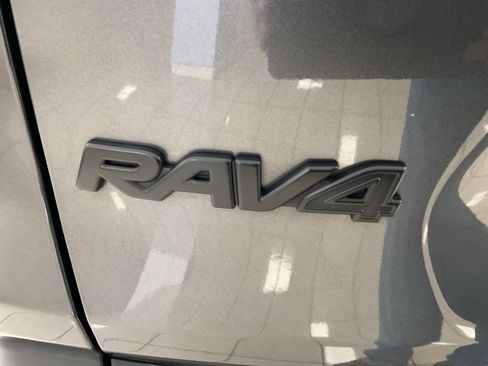 Used 2023 Toyota RAV4 XLE image 24