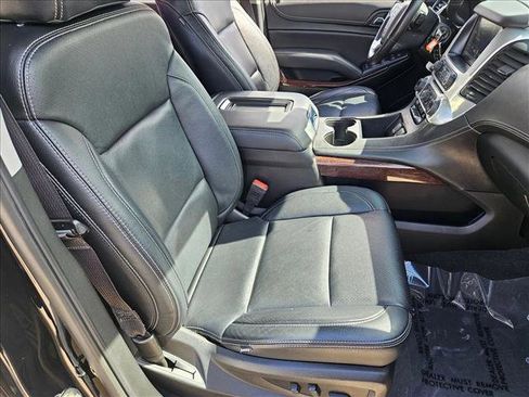 Used 2020 GMC Yukon SLE w/ Convenience Package RWD image 17