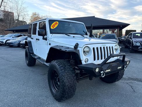 Used 2016 Jeep Wrangler Unlimited Sport w/ Quick Order Package 24S image 9