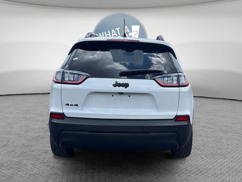 Used 2021 Jeep Cherokee Latitude Plus AWD/4WD image 5