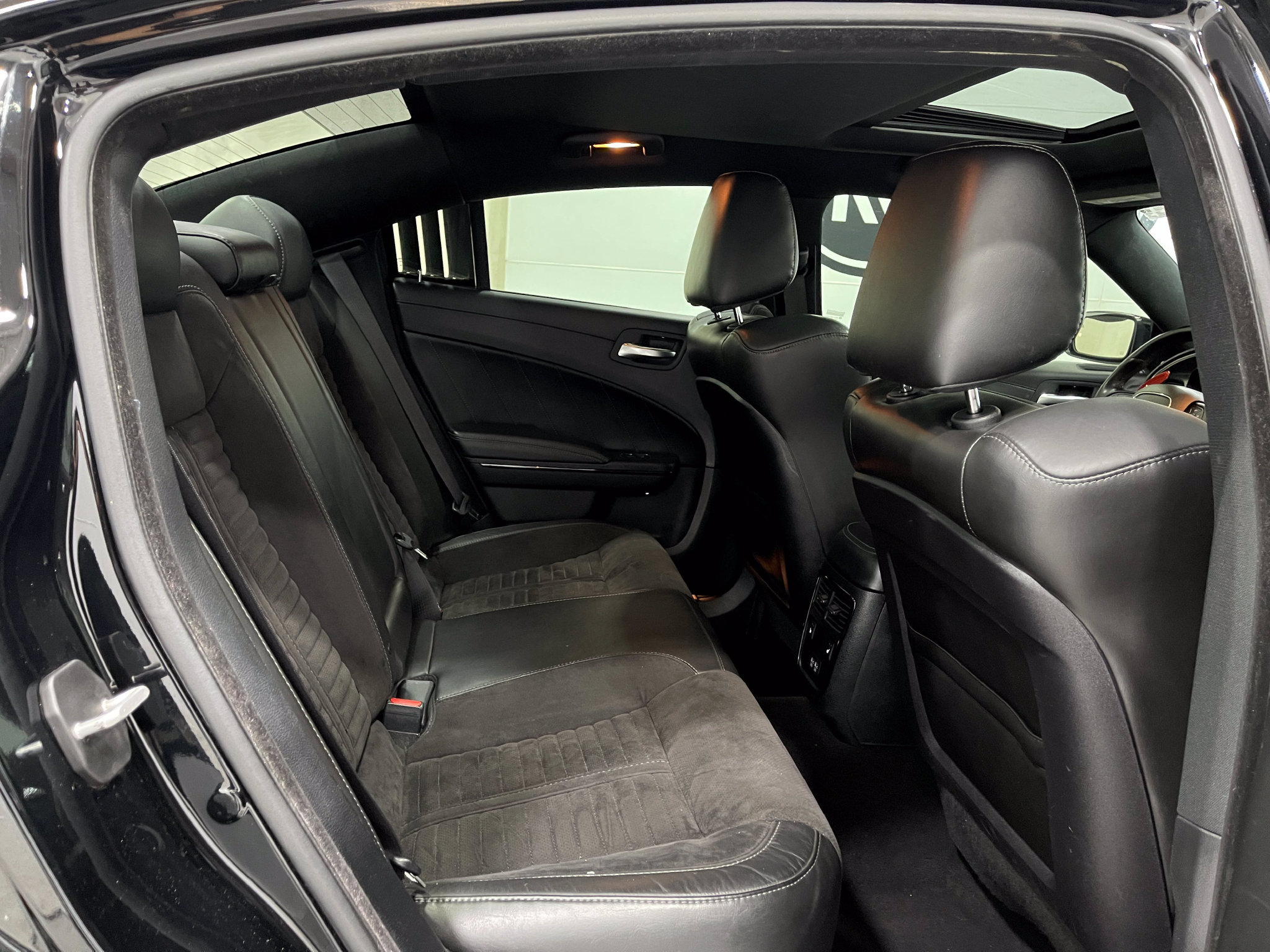 Used 2020 Dodge Charger Scat Pack w/ Daytona Edition Group RWD image 29