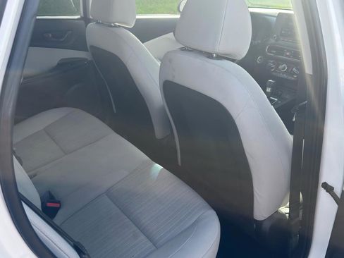 Used 2023 Hyundai Kona SEL image 23