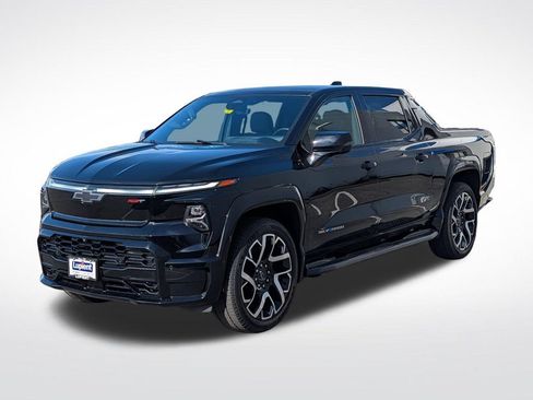 Used 2024 Chevrolet Silverado EV RST AWD/4WD image 9