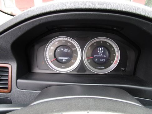 Used 2011 Volvo S80 3.2 w/ Climate Pkg image 12