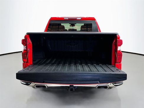 Used 2022 Chevrolet Silverado 1500 LT AWD/4WD image 26