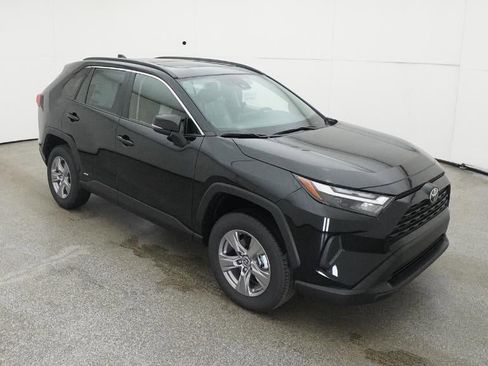 New 2025 Toyota RAV4 XLE image 46