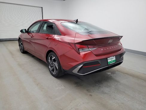 Used 2025 Hyundai Elantra Sport image 5