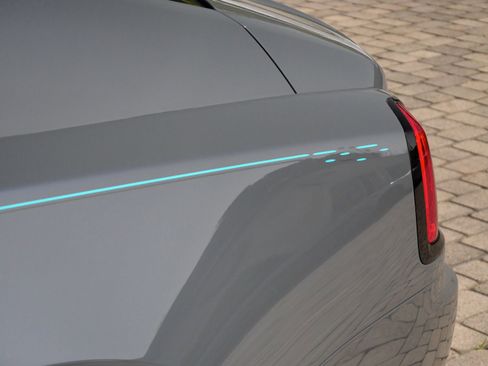 Certified 2021 Rolls-Royce Wraith RWD image 23