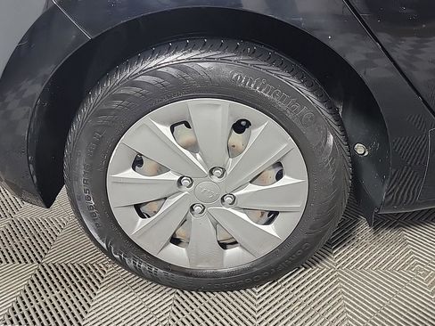 Used 2020 Kia Rio S image 3