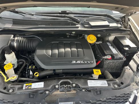 Used 2016 Dodge Grand Caravan American Value Package image 21