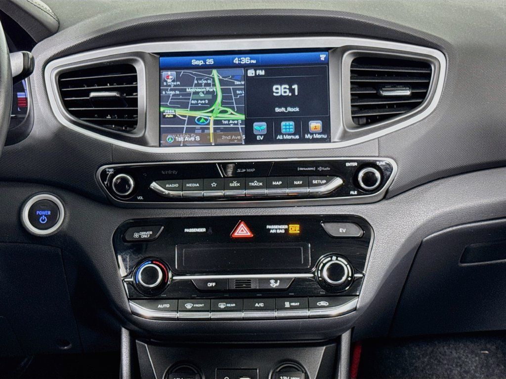 Used 2019 Hyundai Ioniq Limited FWD image 12