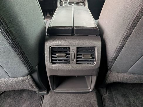 Used 2023 Nissan Rogue S FWD image 25