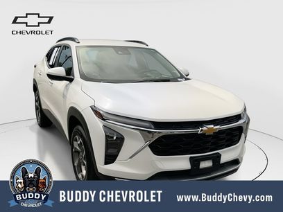 Used 2025 Chevrolet Trax LT